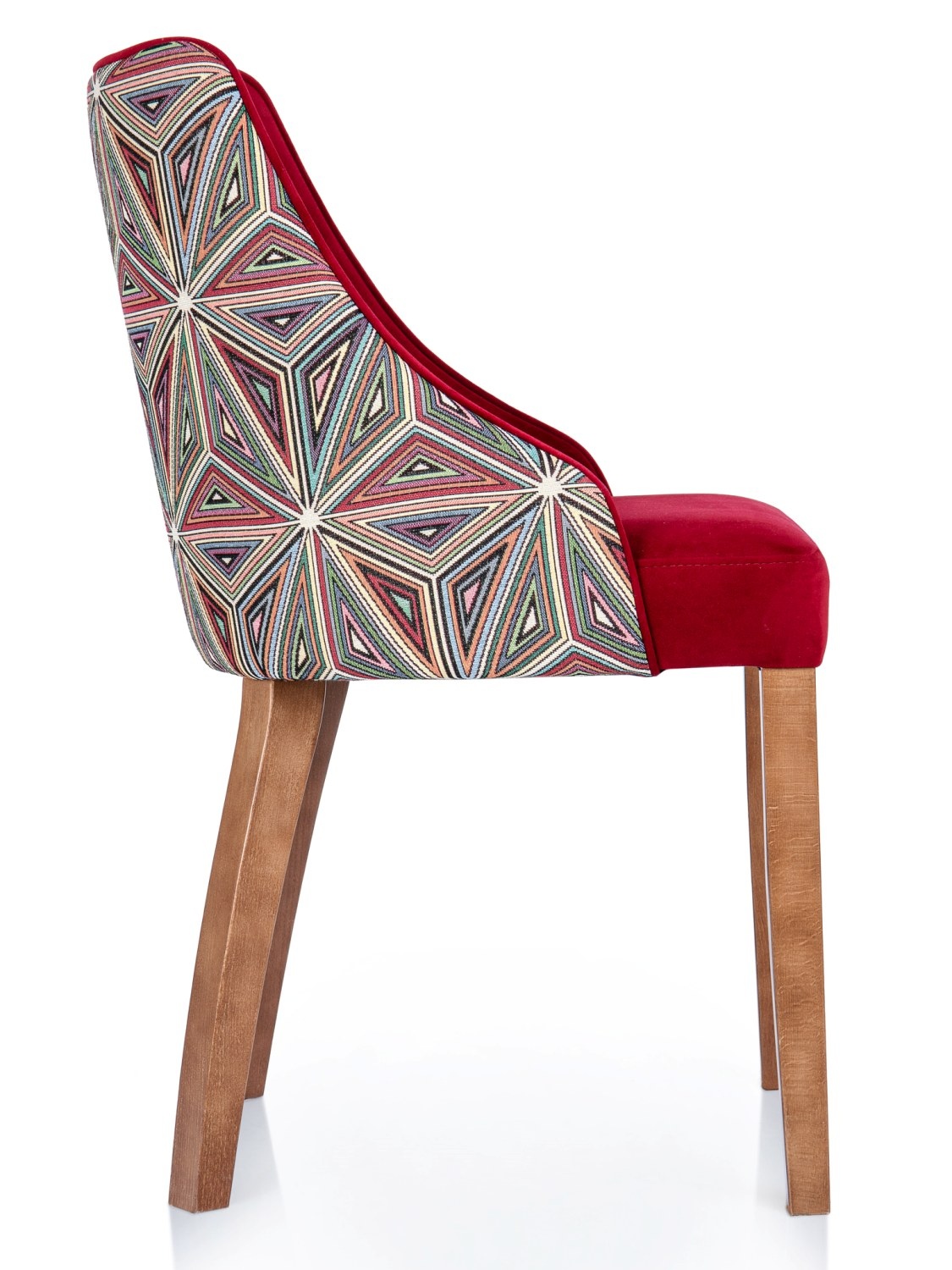 Krzesło tapicerowane z pikowanym oparciem i plecami we wzór geometryczny - czerpowe krzesło modne - widok z boku